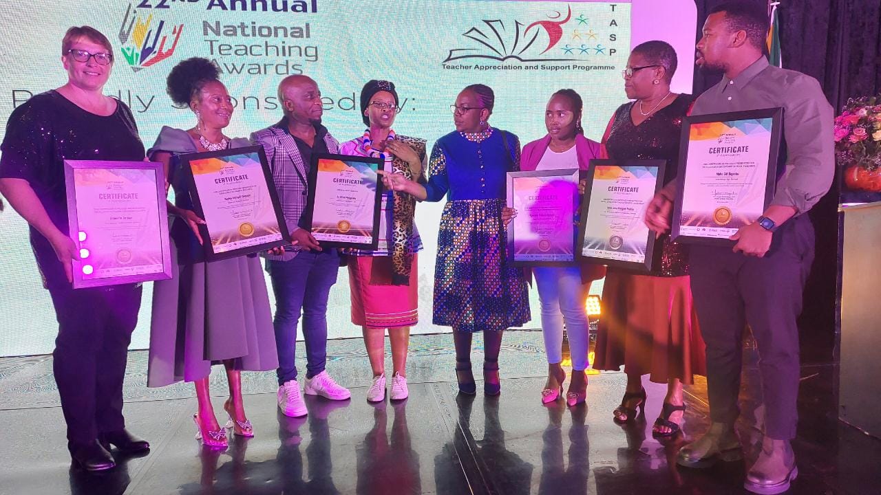 Limpopo bagged 7 awards in the National teaching awards held at the CSIR Convetion Centre in Pretoria this morning. Sophia Abigail Chipape from Boduma Primary got 1st position in Grade R teaching. Alfred Mokgalaka from Hoerskool Frans Du Toit Scooped the best National teacher award. The two are available to share their experiences on how they made it against all odds.