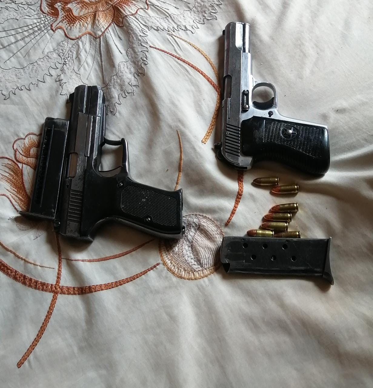 JOINT INTELLIGENCE OPERATION LED TO THE ARREST OF THREE SUSPECTS AND RECOVERY OF STOLEN MOTOR VEHICLE AND ILLEGAL FIREARMS WITH AMMUNITIONS IN SEKHUKHUNE DISTRICT