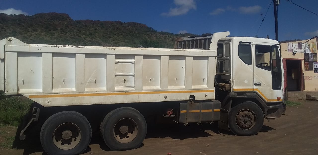 DISRUPTIVE OPERATIONS ON ILLEGAL MINING ACROSS THE PROVINCE CONTINUE TO YIELD POSITIVE RESULTS FOLLOWING AN ARREST OF TWO SUSPECTS IN SEKHUKHUNE DISTRICT