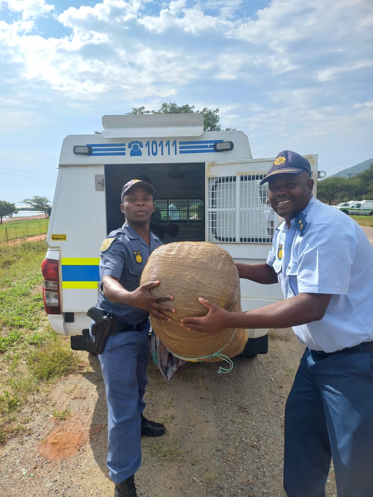 BURGERSFORT POLICE NABBED THREE SUSPECTS INCLUDING A 46 YEAR-OLD POLICE OFFICER FOR ALLEGED POSSESSION AND TRANSPORTATION OF DAGGA