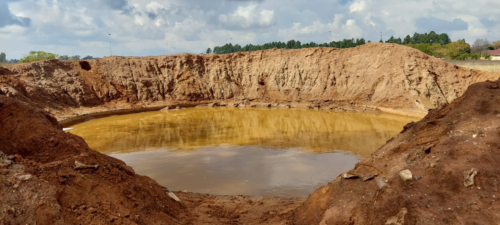 ILLEGAL GOLD REFINARY FOUND WITH R3 MILLION WORTH OF GOLD BEARING MATERIAL