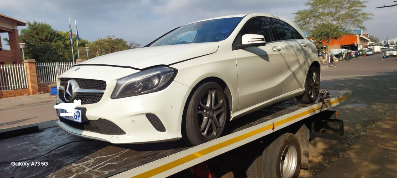 BEITBRIDGE PORT OF ENTRY POLICE SEIZE A SUSPECTED STOLEN MOTOR VEHICLE FROM A 36 YEAR-OLD FOREIGN NATIONAL