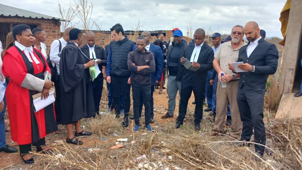 Pig Farm Double Murder Trial: Inspection in Loco Ordered