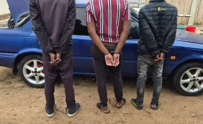 LIMPOPO POLICE SMASH CROSS-BORDER VEHICLE THEFT SYNDICATE FOLLOWING FIVE MOZAMBICAN NATIONALS ARRESTED AND STOLEN VEHICLES RECOVERED