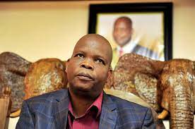 Pay back the VBS money — Former Venda king Toni Mphephu must refund cars ‘gifted’ to him