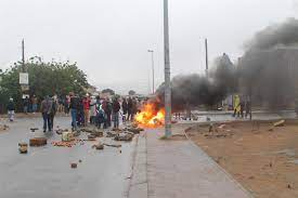 PROTESTING COMMUNITY MEMBERS FROM MASHISHIMALE VILLAGE IN PHALABORWA TORCHED RENAL PATIENTS TRANSPORT LEAVING MAPHUTHA MALATJIE PATIENTS STRANDED