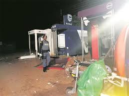 MASSIVE MANHUNT OF FOUR UNKNOWN SUSPECTS WHO COMMITTED AN ROBBERY AND DAMAGED AN ATM MACHINE AT MPHEPHU PRECINCT