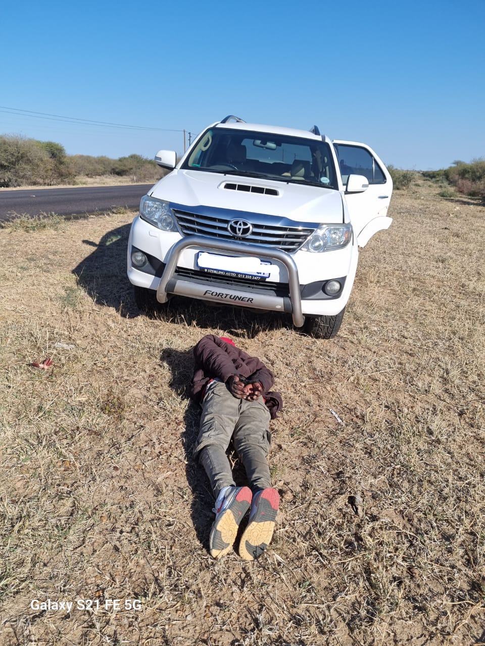 ANTI-SMUGGLING TASK TEAM INTERCEPT SUSPECT ENROUTE TO ZIMBABWE THROUGH BEITBRIDGE PORT OF ENTRY