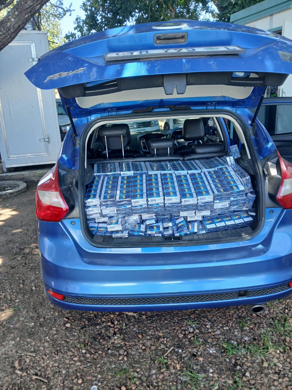 POLICE ARREST FOUR SUSPECTS AND SEIZE R270 000.00 WORTH OF ILLICIT CIGARETTES IN POLOKWANE